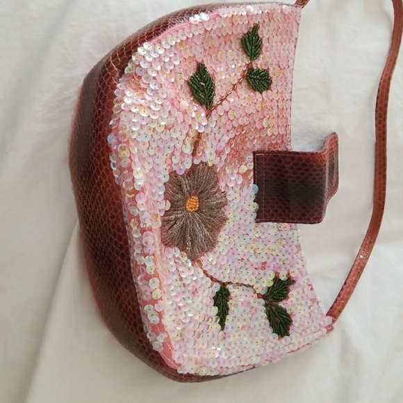 Hand beaded and snake skin purse 1 of a kind - Picture 2 of 3